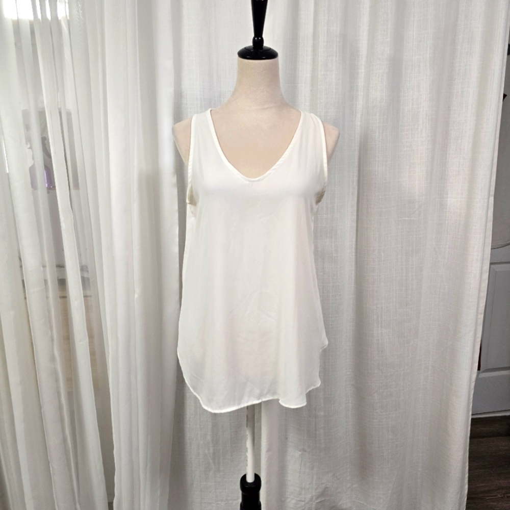 2/$30 Lush Off White Sleeveless Womens Blouse Size S Lace Back Panel